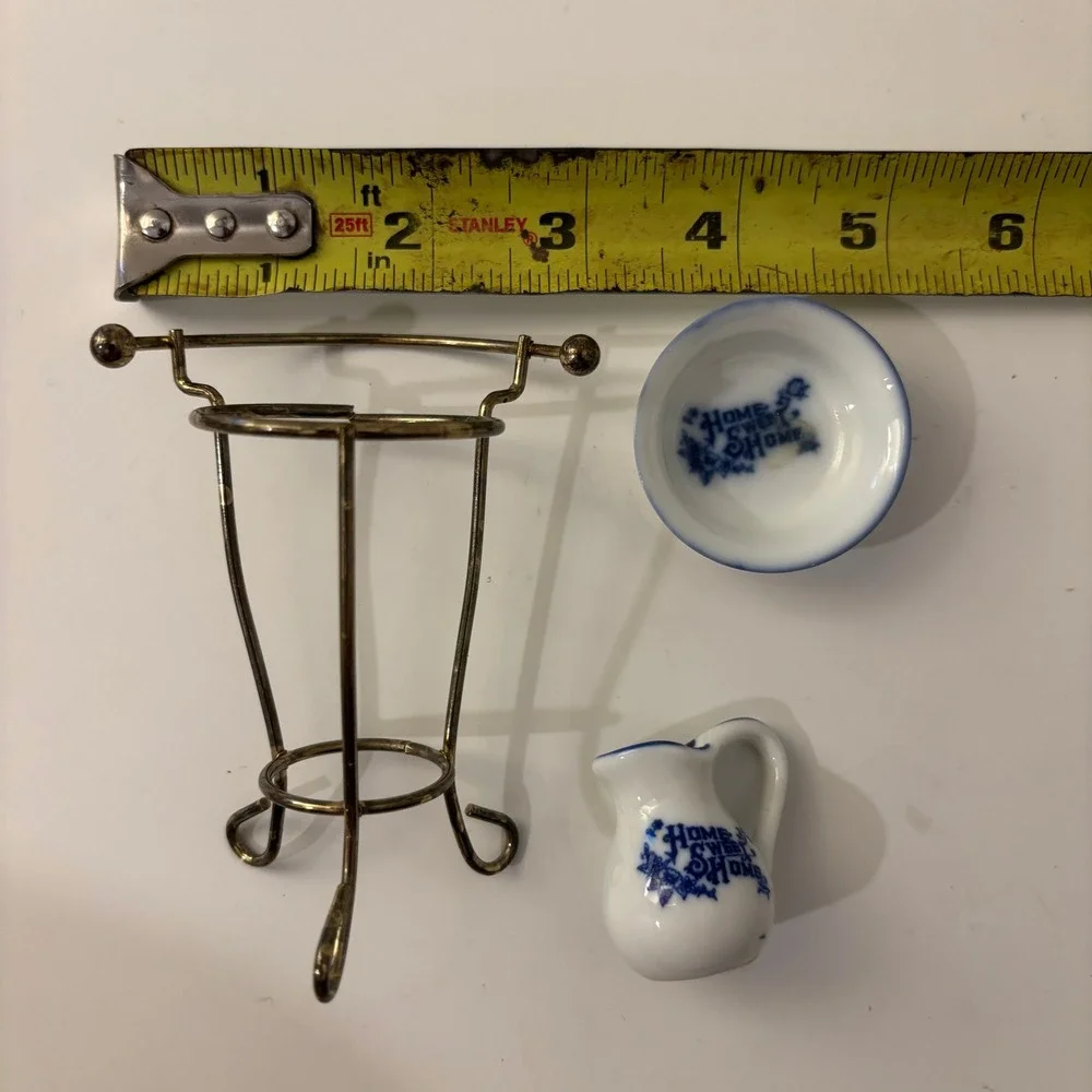 VTG Dollhouse Miniature Porcelain Wash Stand Set Pitcher Basin Metal Rack 1:12